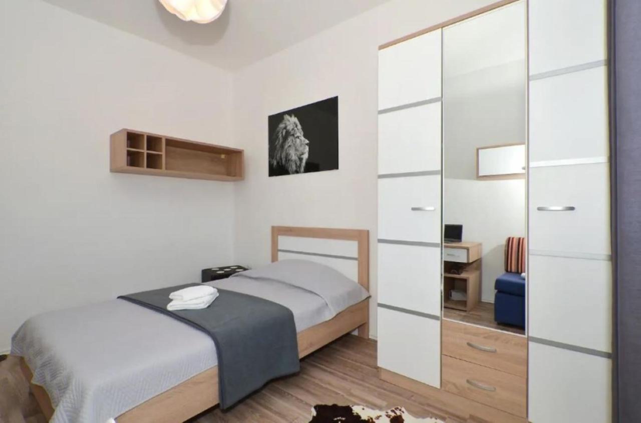 Apartments Villa Golden View Traù Esterno foto